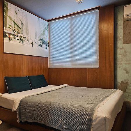 Mido Hostel Сеогвипо Екстериор снимка