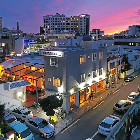 Mido Hostel Сеогвипо Екстериор снимка