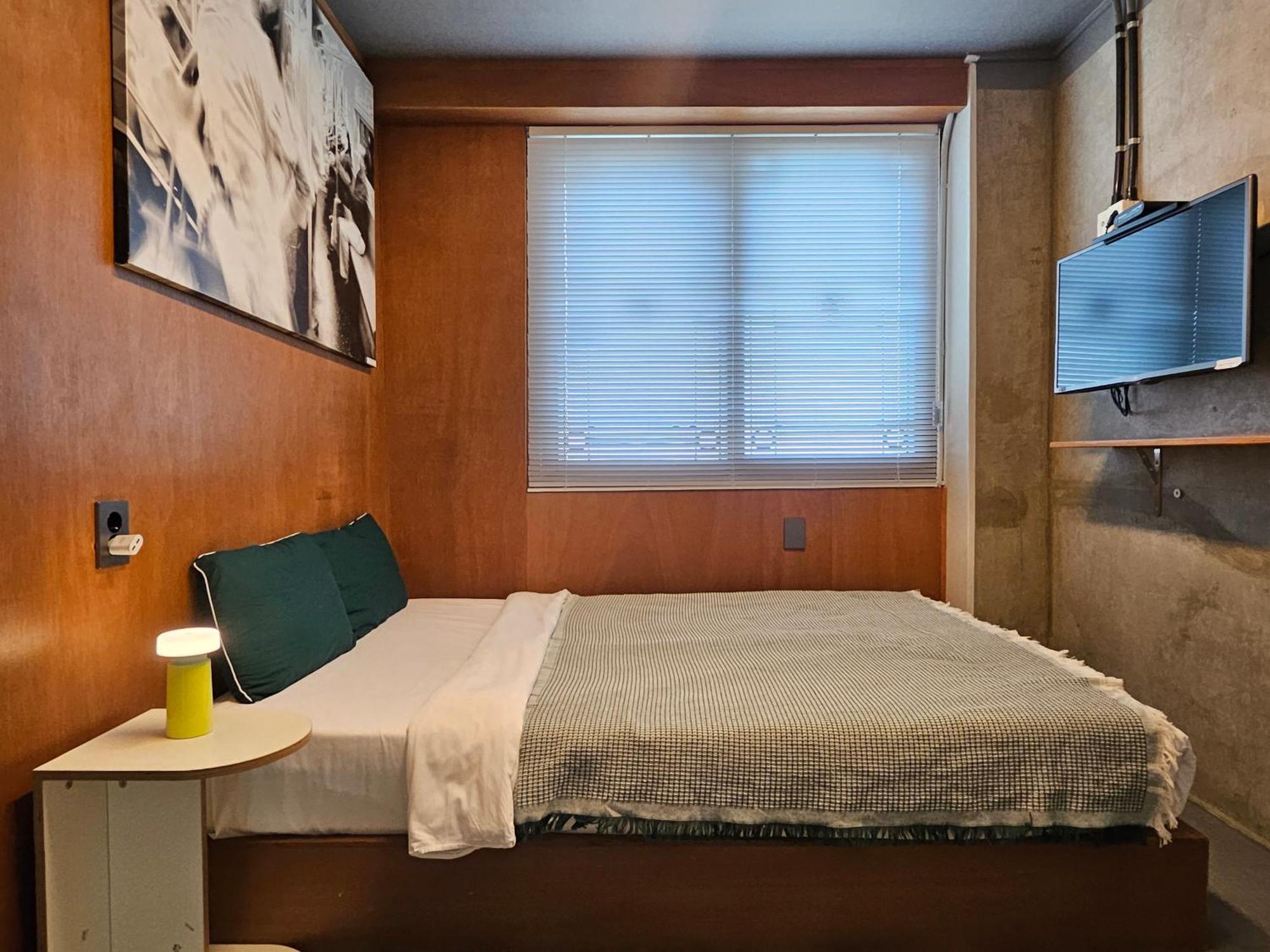 Mido Hostel Сеогвипо Екстериор снимка
