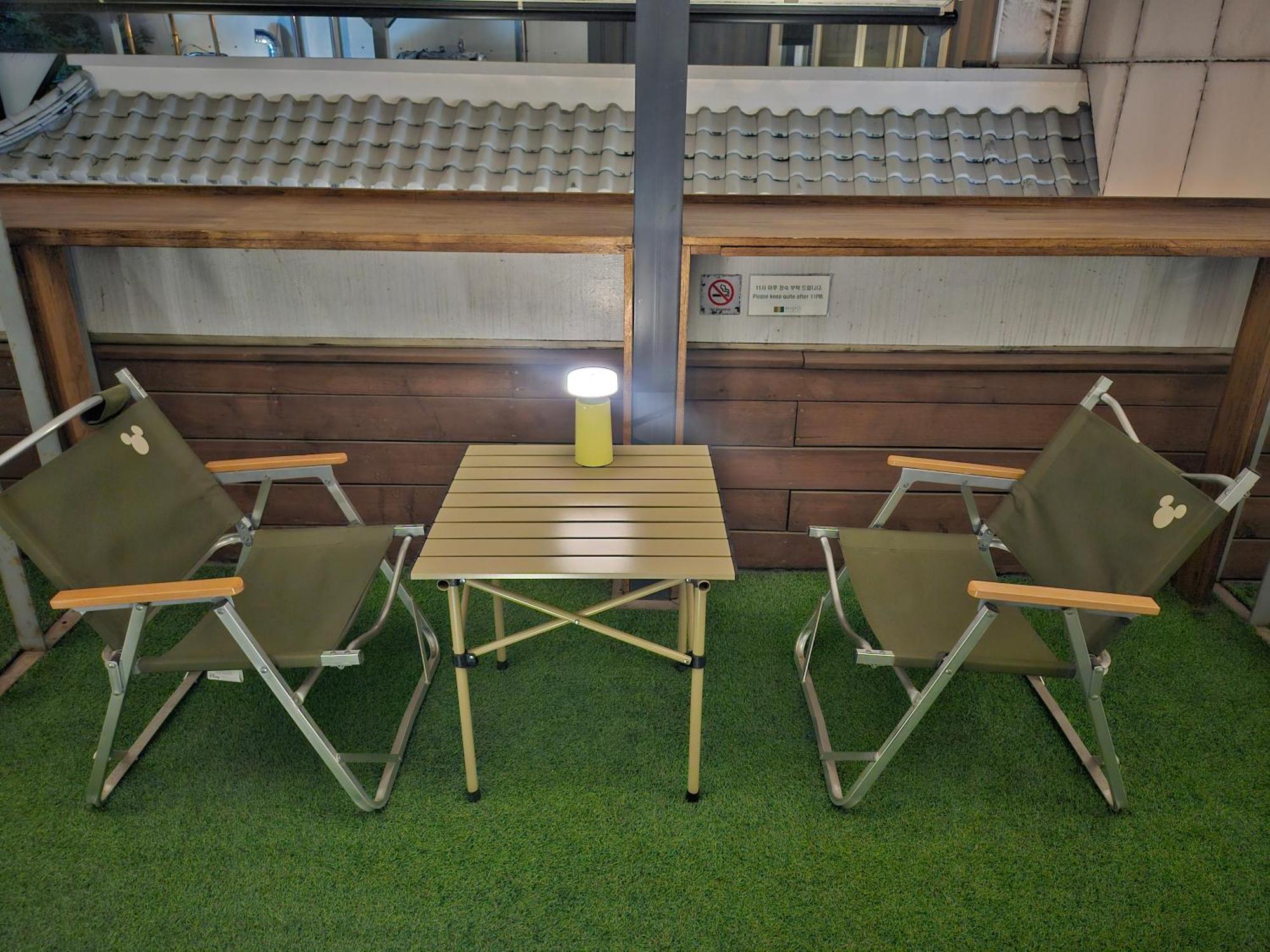 Mido Hostel Сеогвипо Екстериор снимка